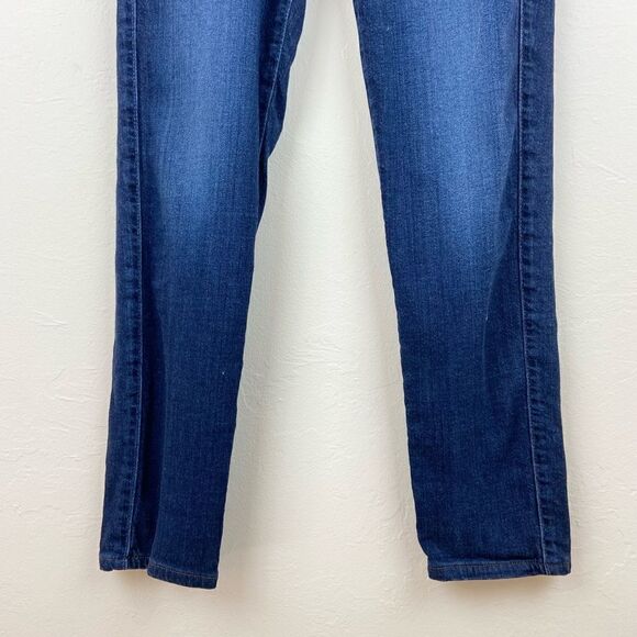AG ‘The Prima’ Mid-Rise Cigarette Ankle Jeans - Picture 5 of 8